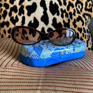 Brighton women’s sunglasses.
Symphony style.